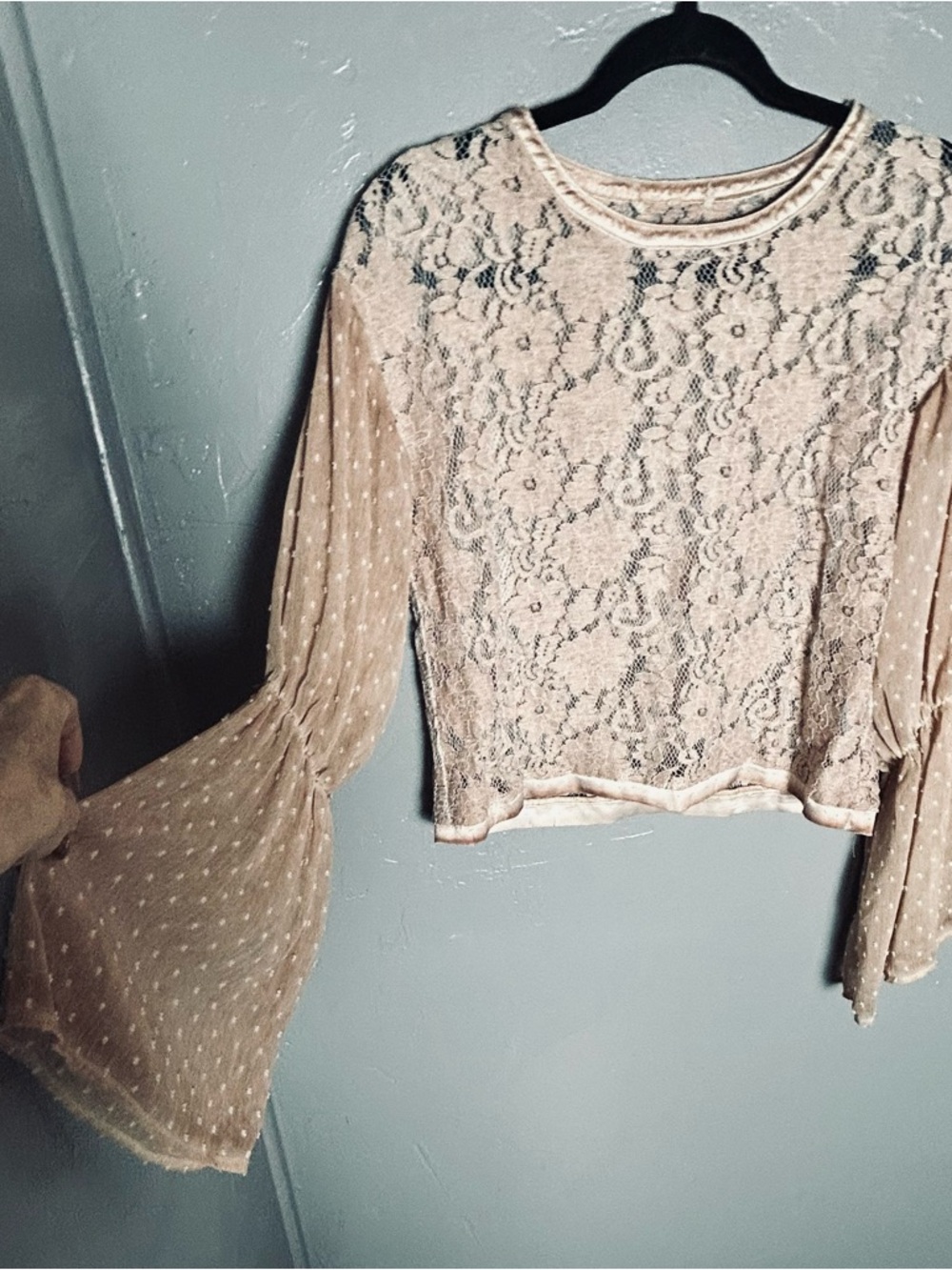 Sheer Lace Bell-Sleeve Blouse in Cream no size see measurements boho cowgirl